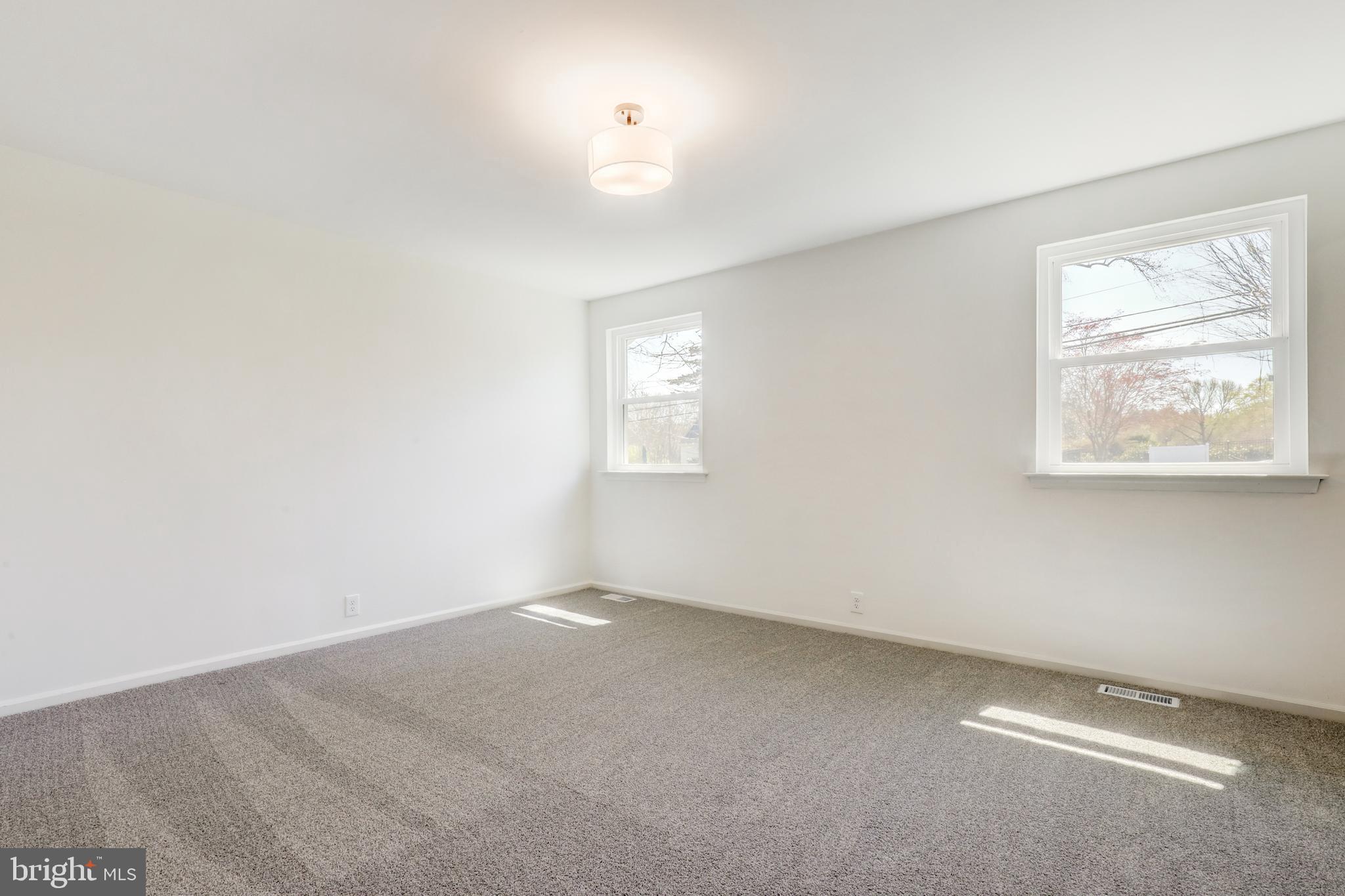 914 Longfield Road Glenside, PA 19038 - Photo 34 of 49