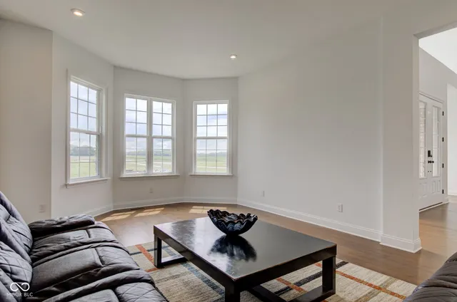 $1,670,000 | 4934 South 550W, New Palestine, IN 46163