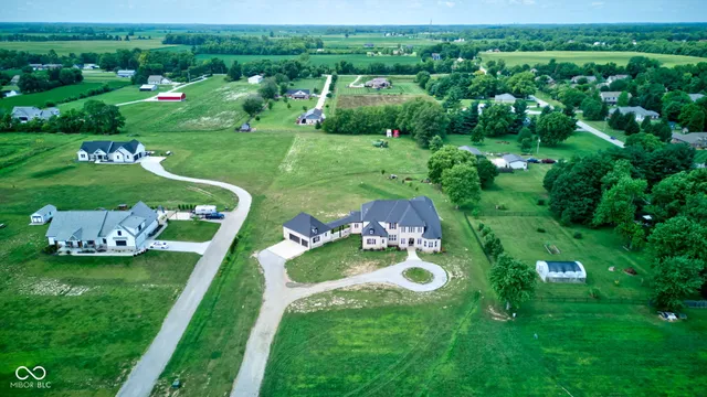 $1,670,000 | 4934 South 550W, New Palestine, IN 46163
