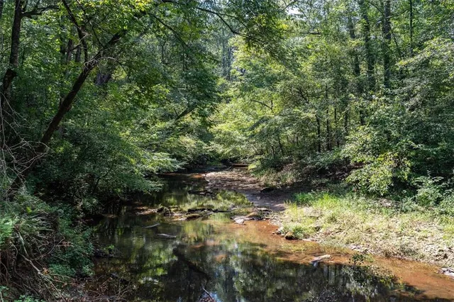 $669,900 | 2237 Clem Lowell Road, Carrollton, GA 30116