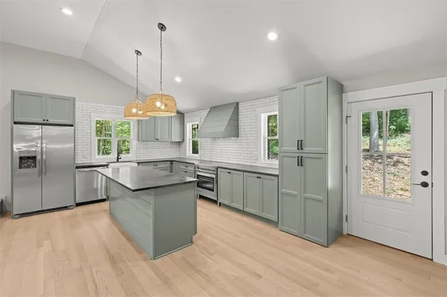 $669,900 | 2237 Clem Lowell Road, Carrollton, GA 30116