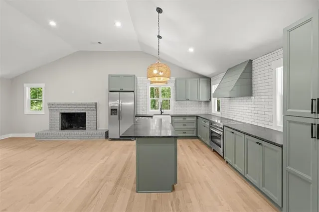 $669,900 | 2237 Clem Lowell Road, Carrollton, GA 30116