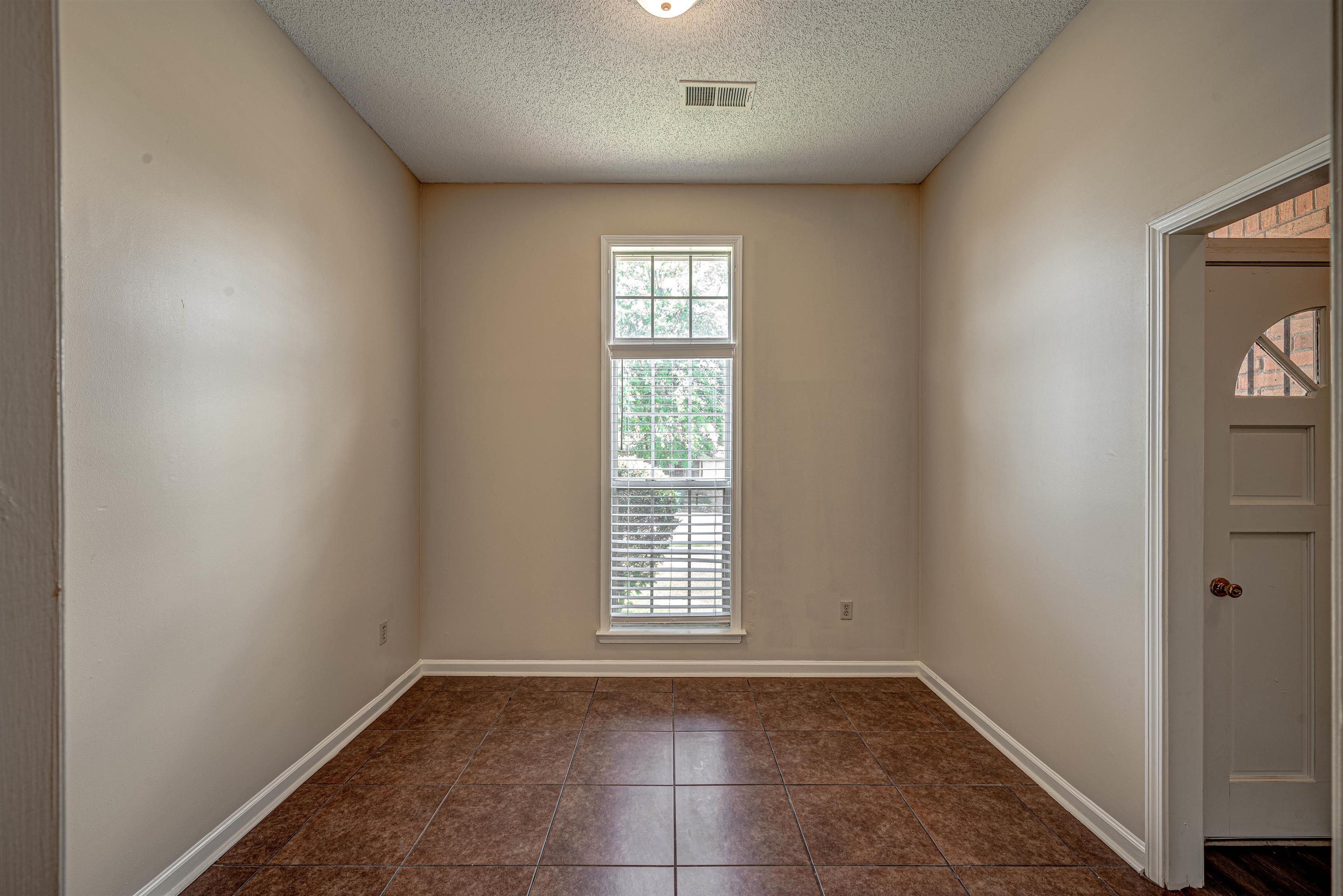 6713 Finch Road Memphis, TN 38141 - Photo 7 of 16