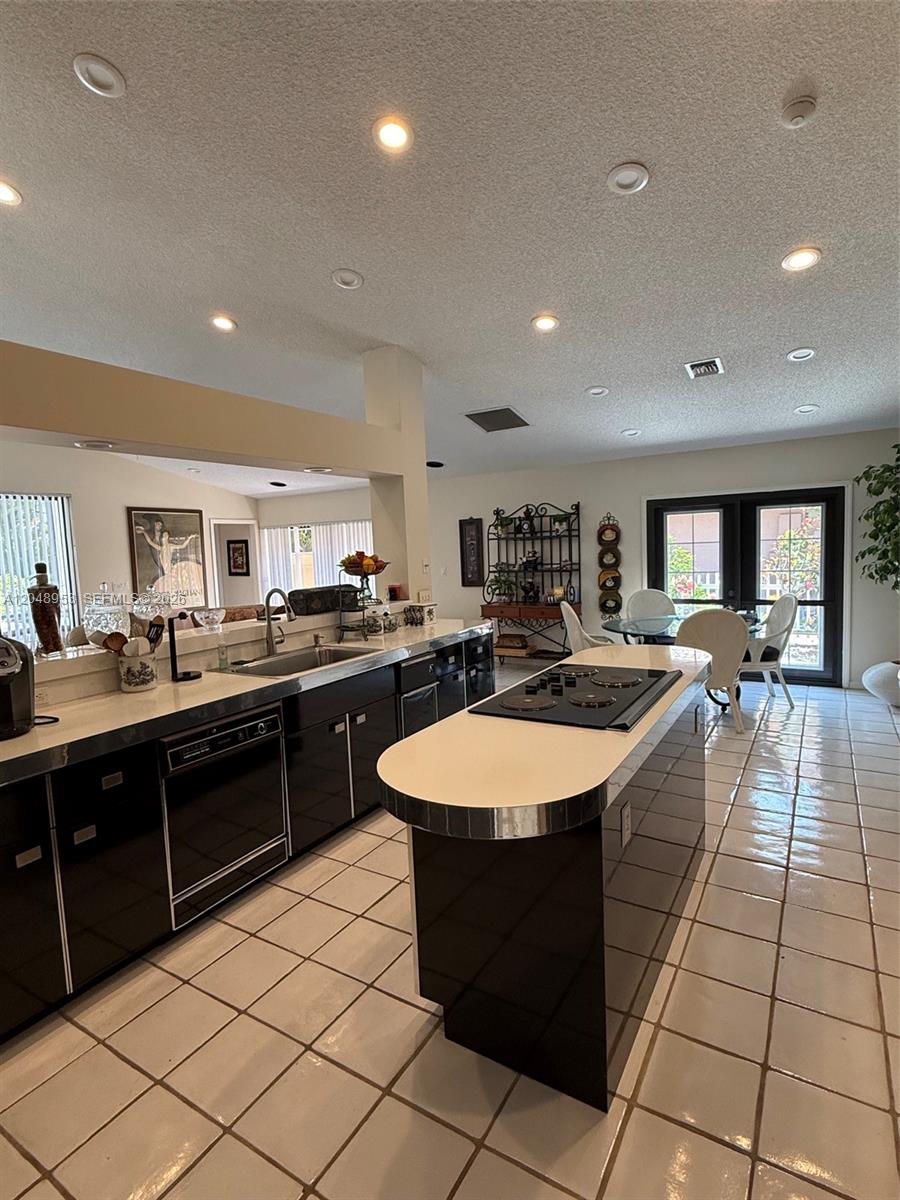 7125 Montrico Drive Boca Raton, FL 33433 - Photo 8 of 82
