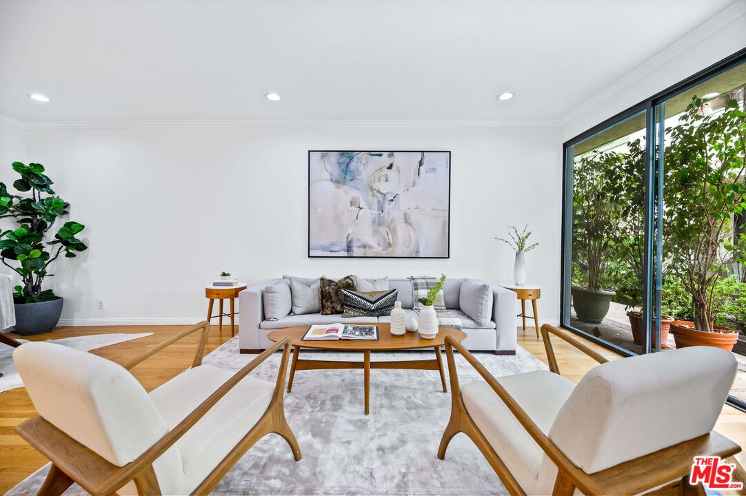 1108 18th Street, Unit 5 Santa Monica, CA 90403 - Photo 2 of 21