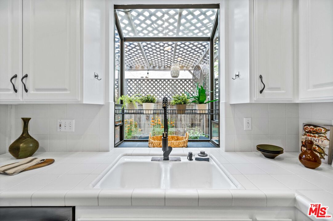 1108 18th Street, Unit 5 Santa Monica, CA 90403 - Photo 12 of 21