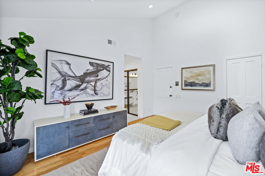 1108 18th Street, Unit 5 Santa Monica, CA 90403 - Photo 14 of 21