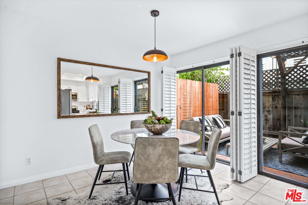 1108 18th Street, Unit 5 Santa Monica, CA 90403 - Photo 8 of 21