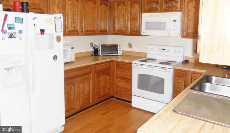 3202 Wordsworth Drive Riva, MD 21140 - Photo 8 of 25 Kitchen