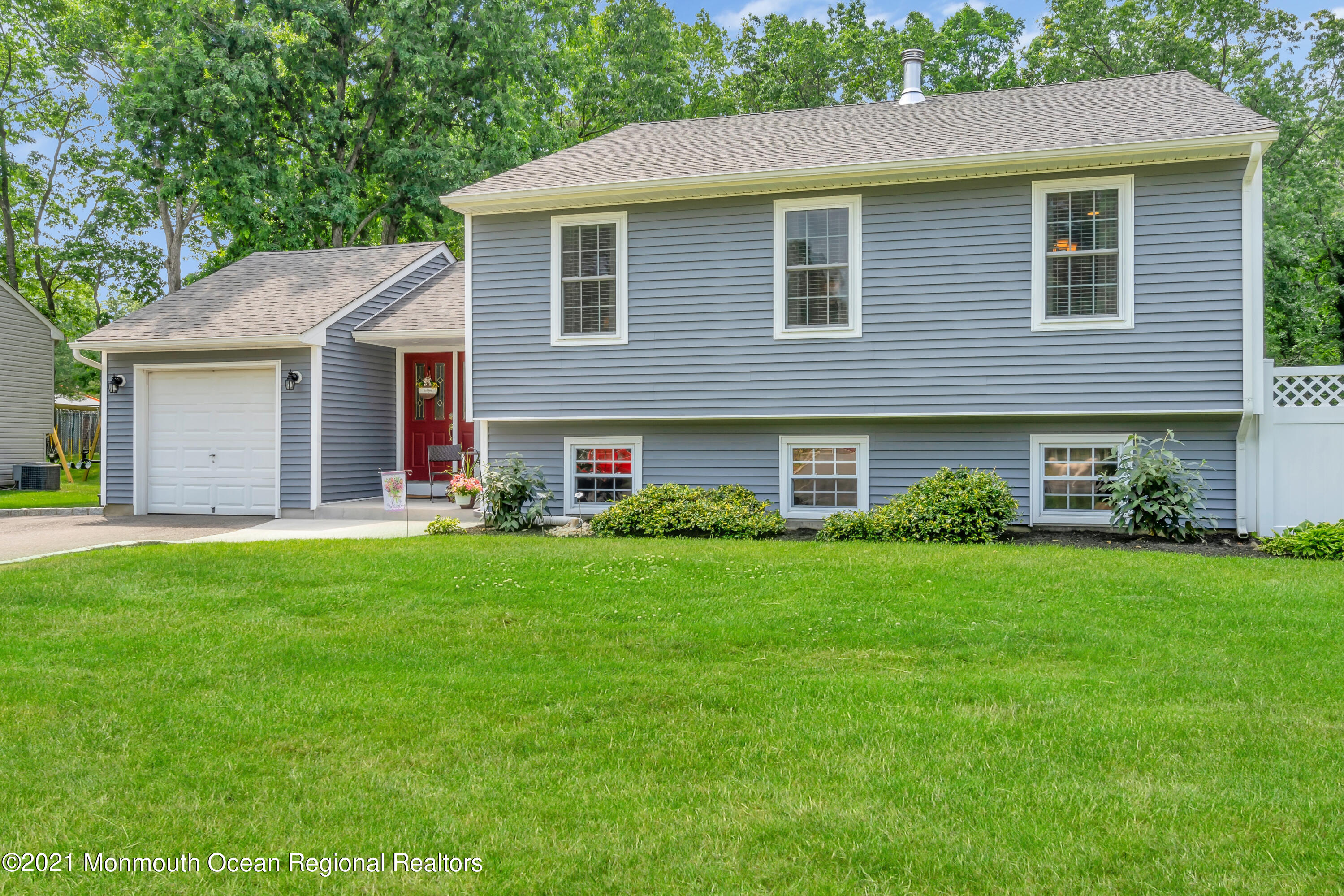 156 Jodie Road Manchester Township, NJ 08759 - Photo 4 of 68 004_dsc04653_1b