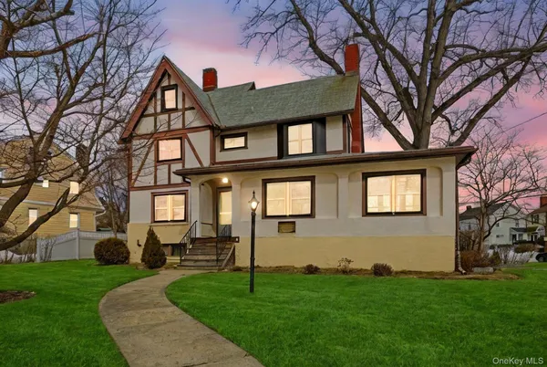 $1,100,000 | 25 Midland Avenue, White Plains, NY 10606