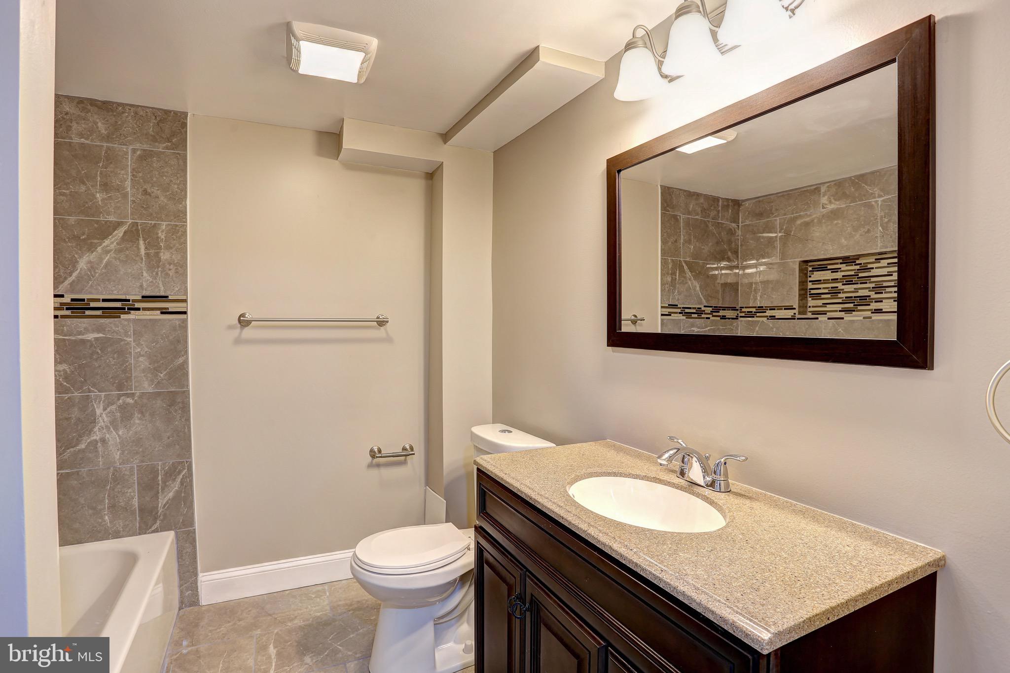 6114 Moorefield Road Baltimore, MD 21228 - Photo 29 of 37 2nd Bath