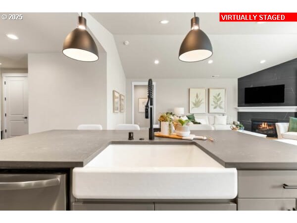 10555 Southeast Heritage Road, Unit 219 Happy Valley, OR 97086 - Photo 25 of 35