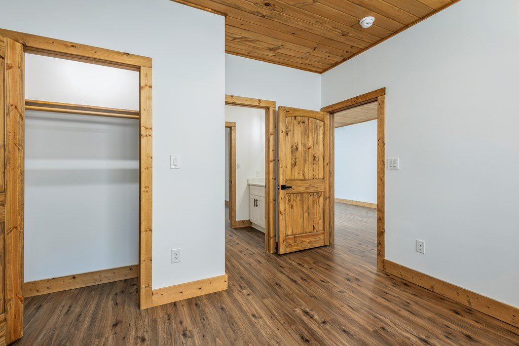342 Hunter Ridge Murphy, NC 28906 - Photo 61 of 81 Guest bedroom II