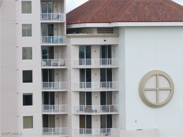 $599,900 | 2090 West First Street, Unit I2409, Fort Myers, FL 33901