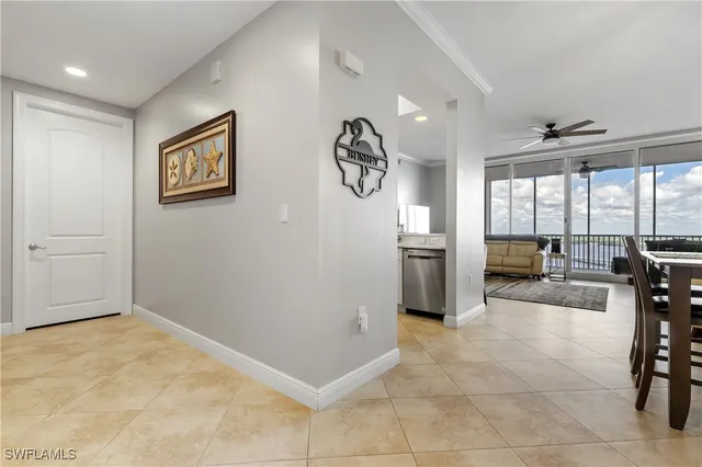 $599,900 | 2090 West First Street, Unit I2409, Fort Myers, FL 33901