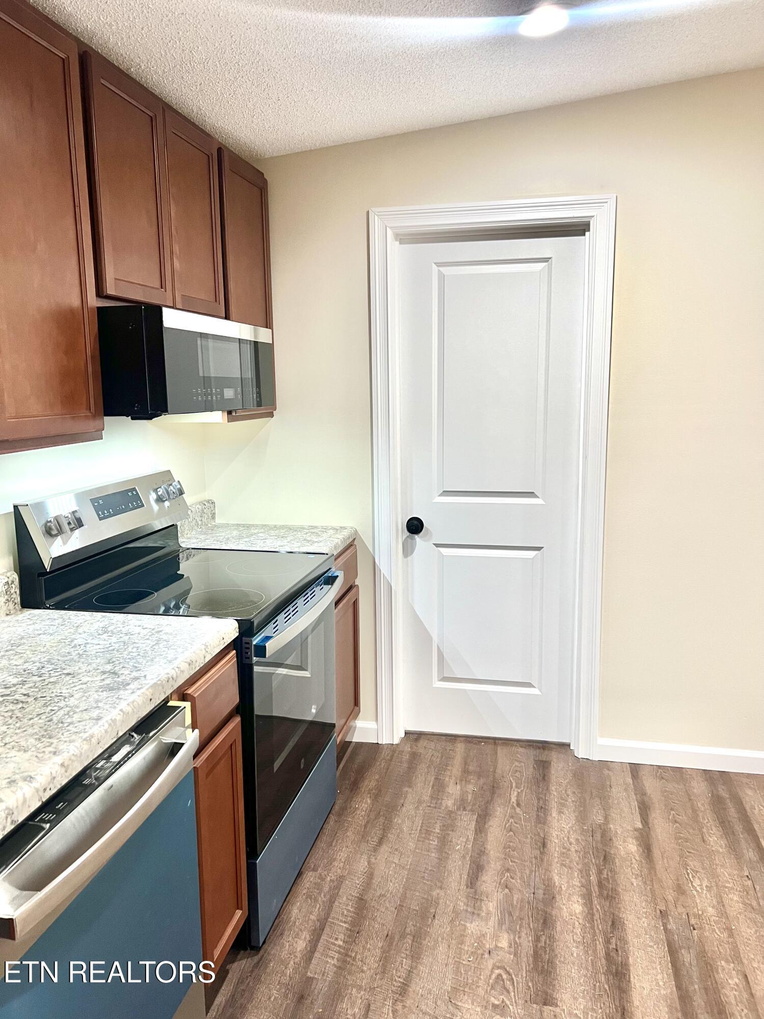 425 Abbott Road Lenoir City, TN 37771 - Photo 15 of 48 IMG_5873