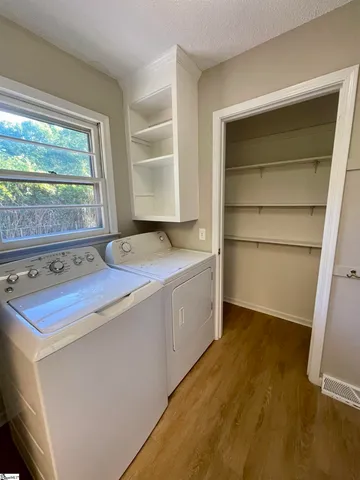 $260,000 | 102 West Maple Street, Clinton, SC 29325