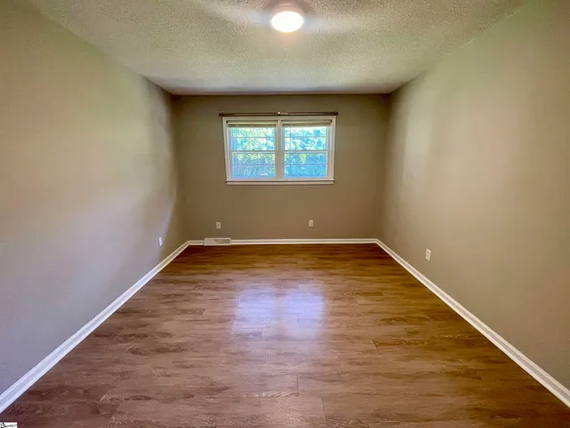 $260,000 | 102 West Maple Street, Clinton, SC 29325