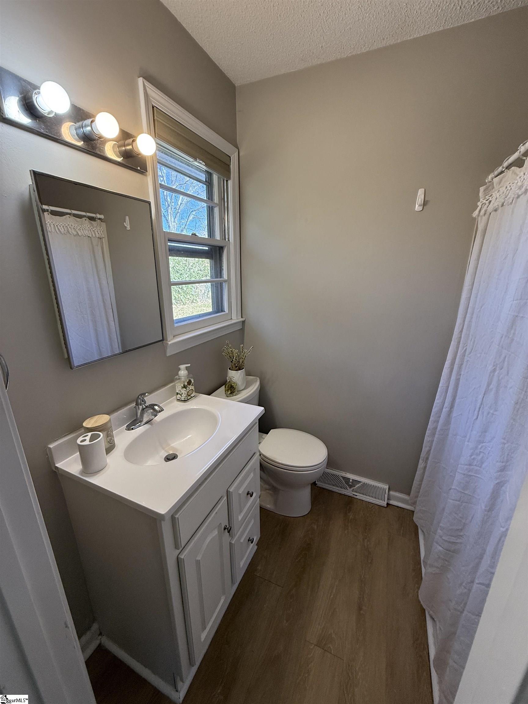 102 West Maple Street Clinton, SC 29325 - Photo 18 of 25