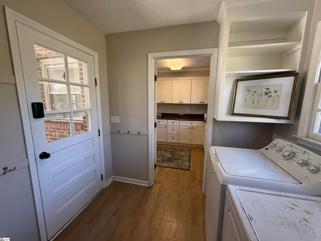 $260,000 | 102 West Maple Street, Clinton, SC 29325