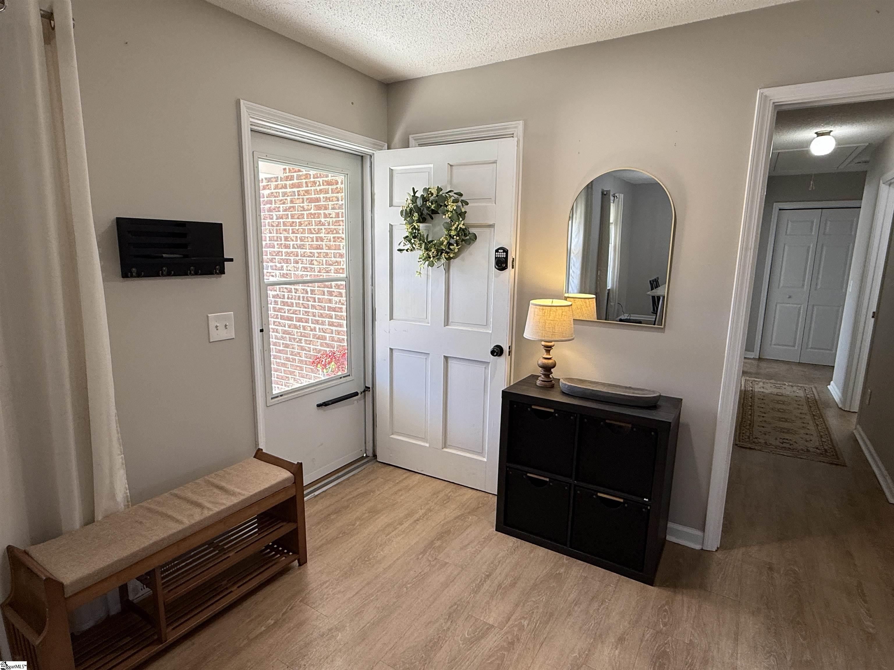 102 West Maple Street Clinton, SC 29325 - Photo 4 of 25