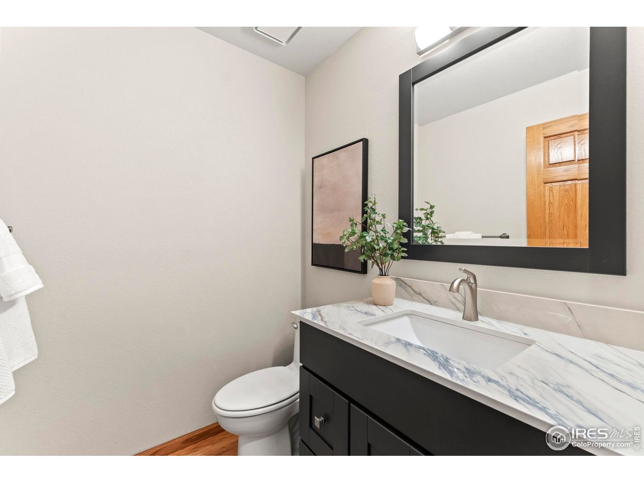 6534 Gindler Ranch Road Fort Collins, CO 80526 - Photo 29 of 48 Main-Level Powder Room