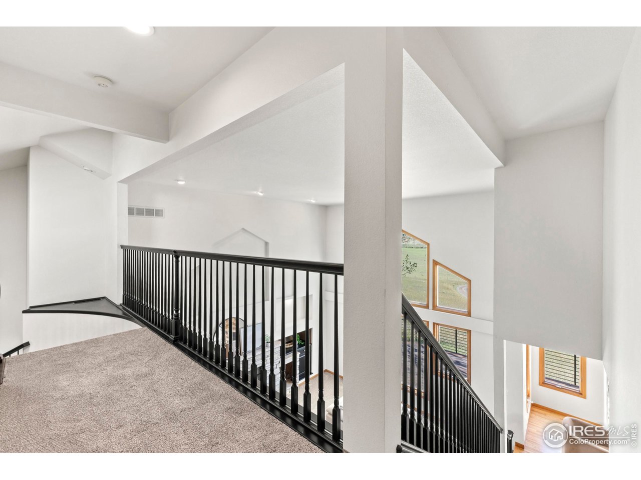 6534 Gindler Ranch Road Fort Collins, CO 80526 - Photo 30 of 48 Upstairs Landing