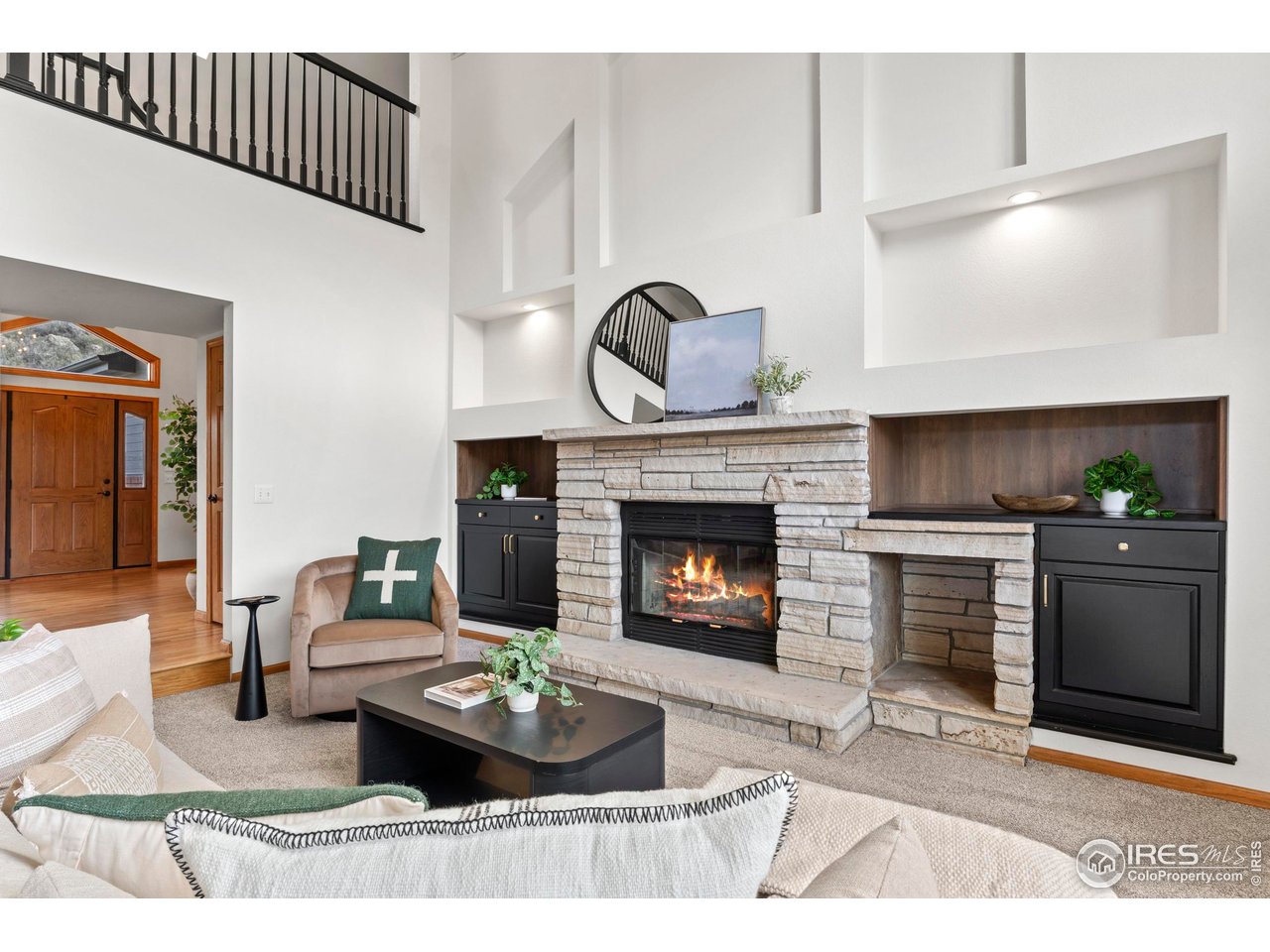 6534 Gindler Ranch Road Fort Collins, CO 80526 - Photo 10 of 48 Living Room