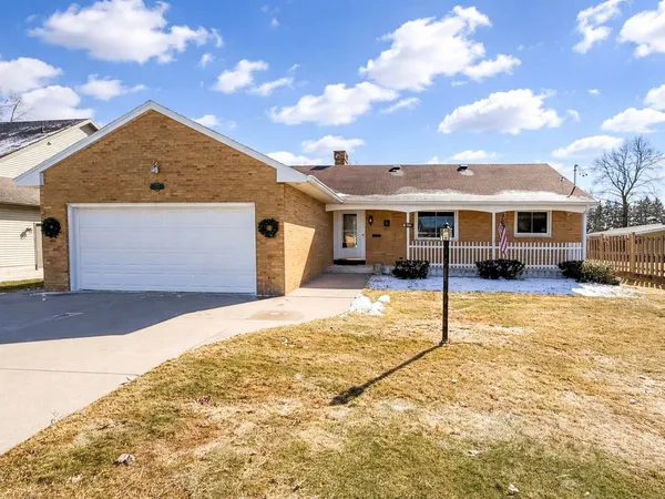 $315,000 | 2515 17th Avenue, Menominee, MI 49858