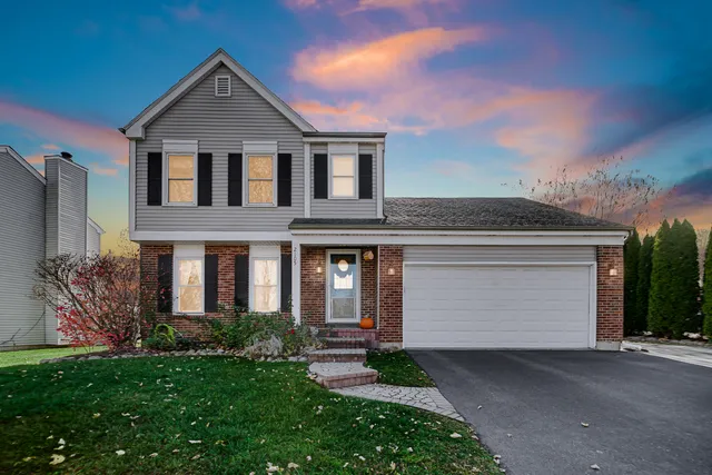 $395,000 | 2105 Lawson Boulevard, Gurnee, IL 60031