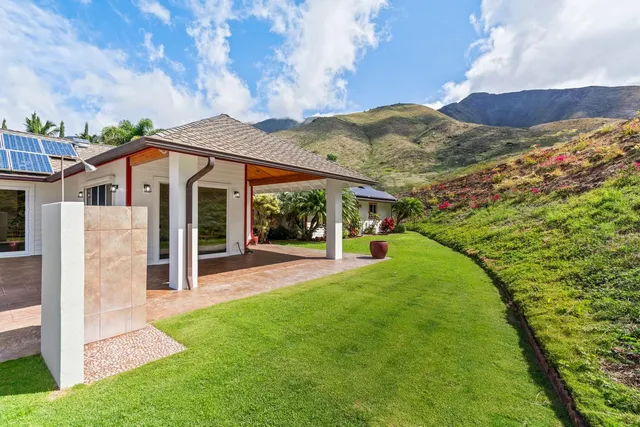 $4,650,000 | 70 Iliahi Way, Lahaina, HI 96761