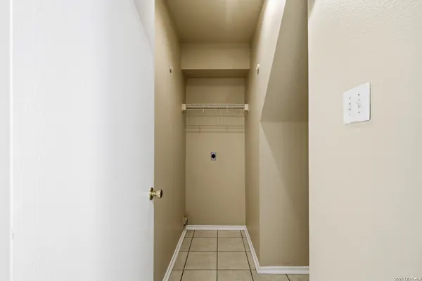 $1,725 | 9515 Gillcross Way, San Antonio, TX 78250