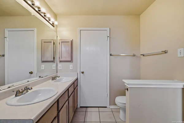 $1,725 | 9515 Gillcross Way, San Antonio, TX 78250