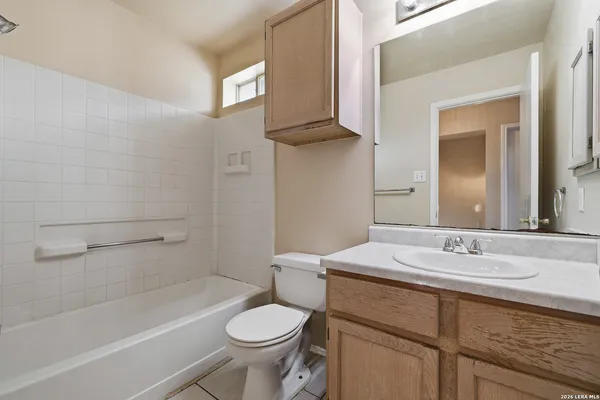 $1,725 | 9515 Gillcross Way, San Antonio, TX 78250