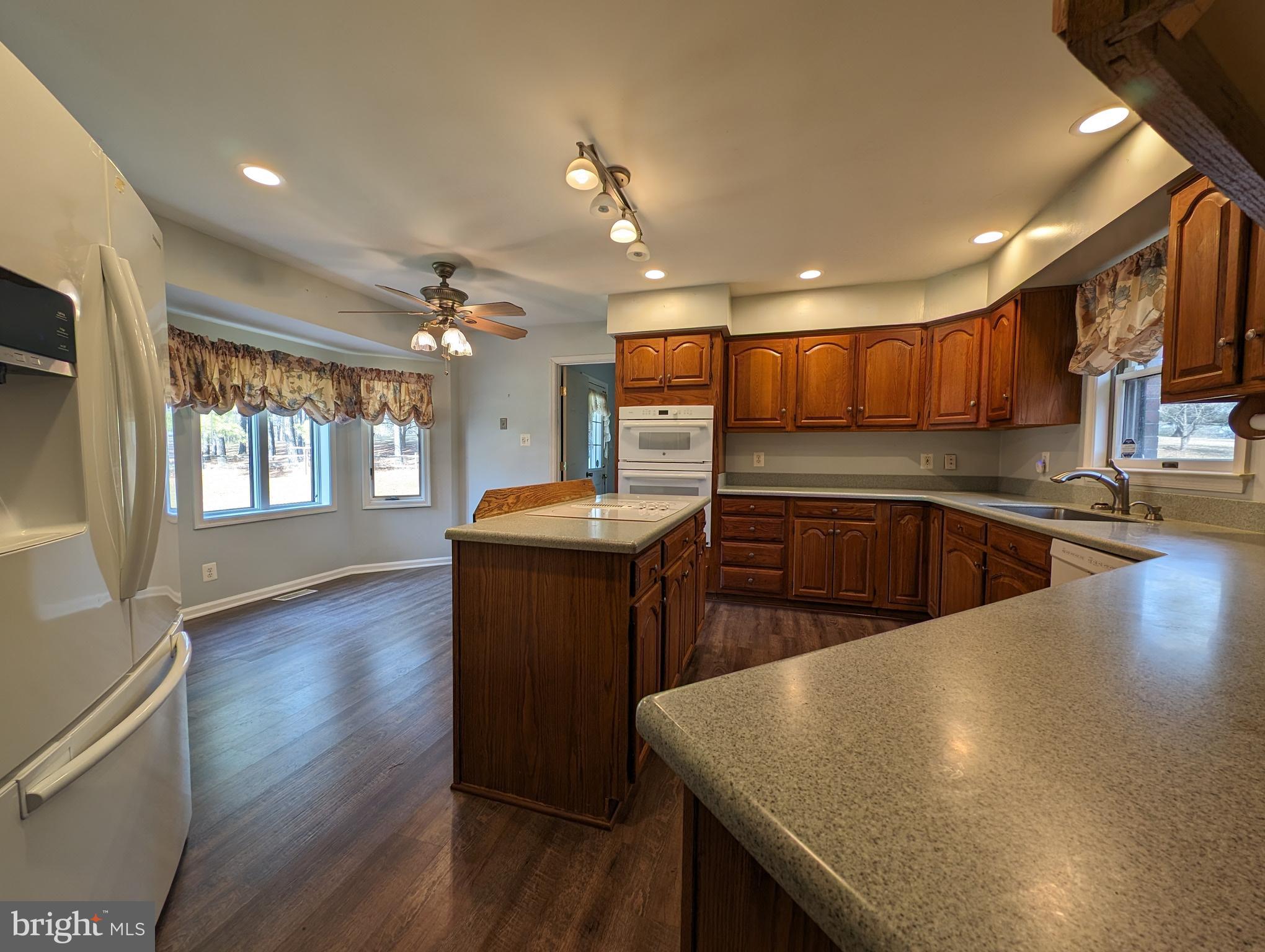 5938 Trotter Road Clarksville, MD 21029 - Photo 3 of 39 Gallery Image 3
