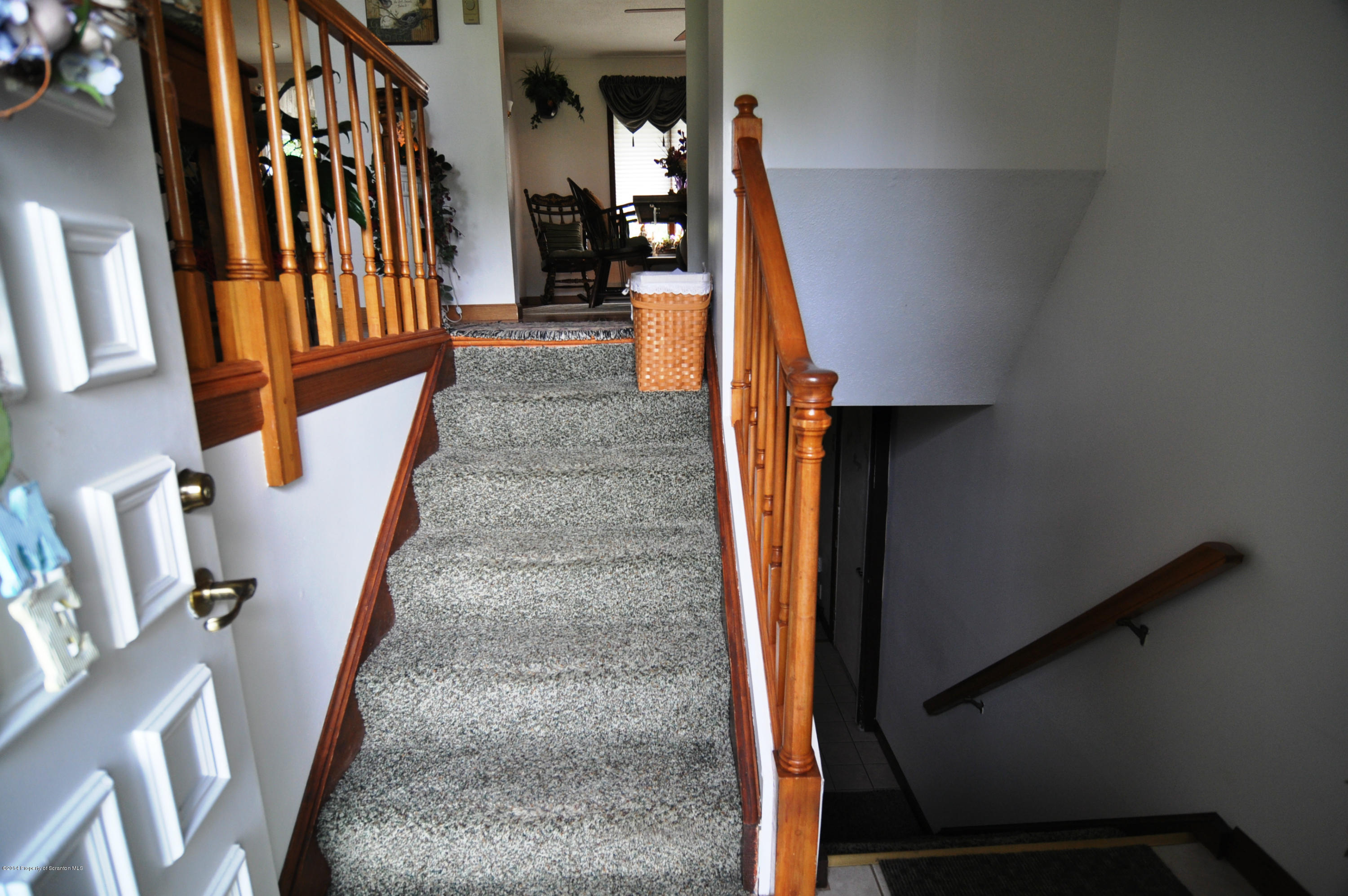 49 Grove Road Scott Township, PA 18447 - Photo 3 of 41 Gallery Image 3