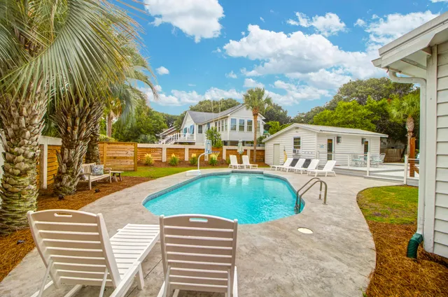 $2,999,900 | 2201 Palm Boulevard, Isle of Palms, SC 29451