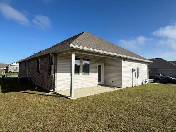 $2,300 | 713 Lakeshore Village East, Slidell, LA 70461