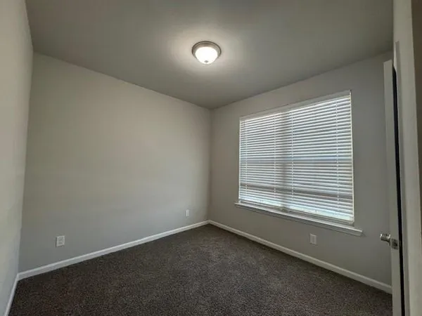 $2,300 | 713 Lakeshore Village East, Slidell, LA 70461