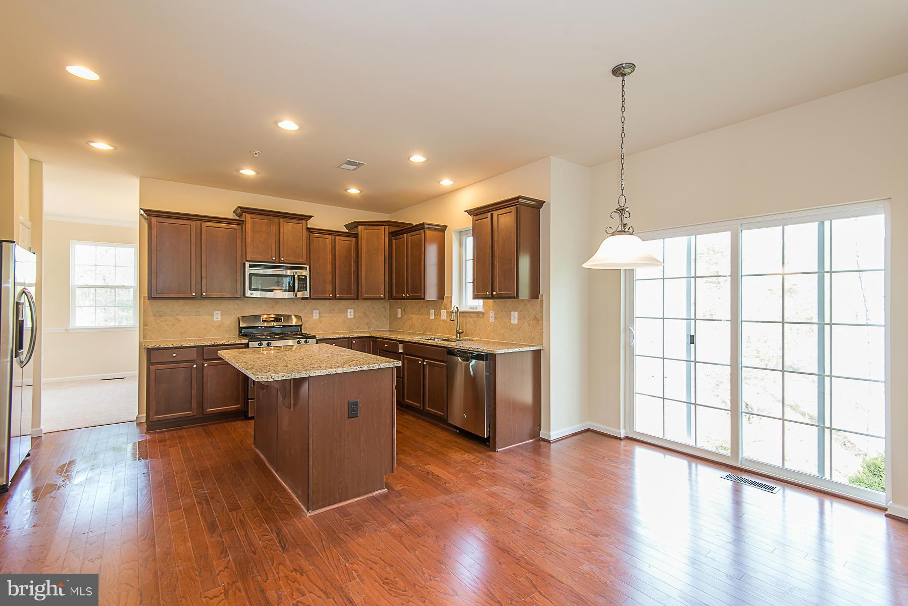 902 Horse Collar Road Accokeek, MD 20607 - Photo 4 of 30 Kitchen