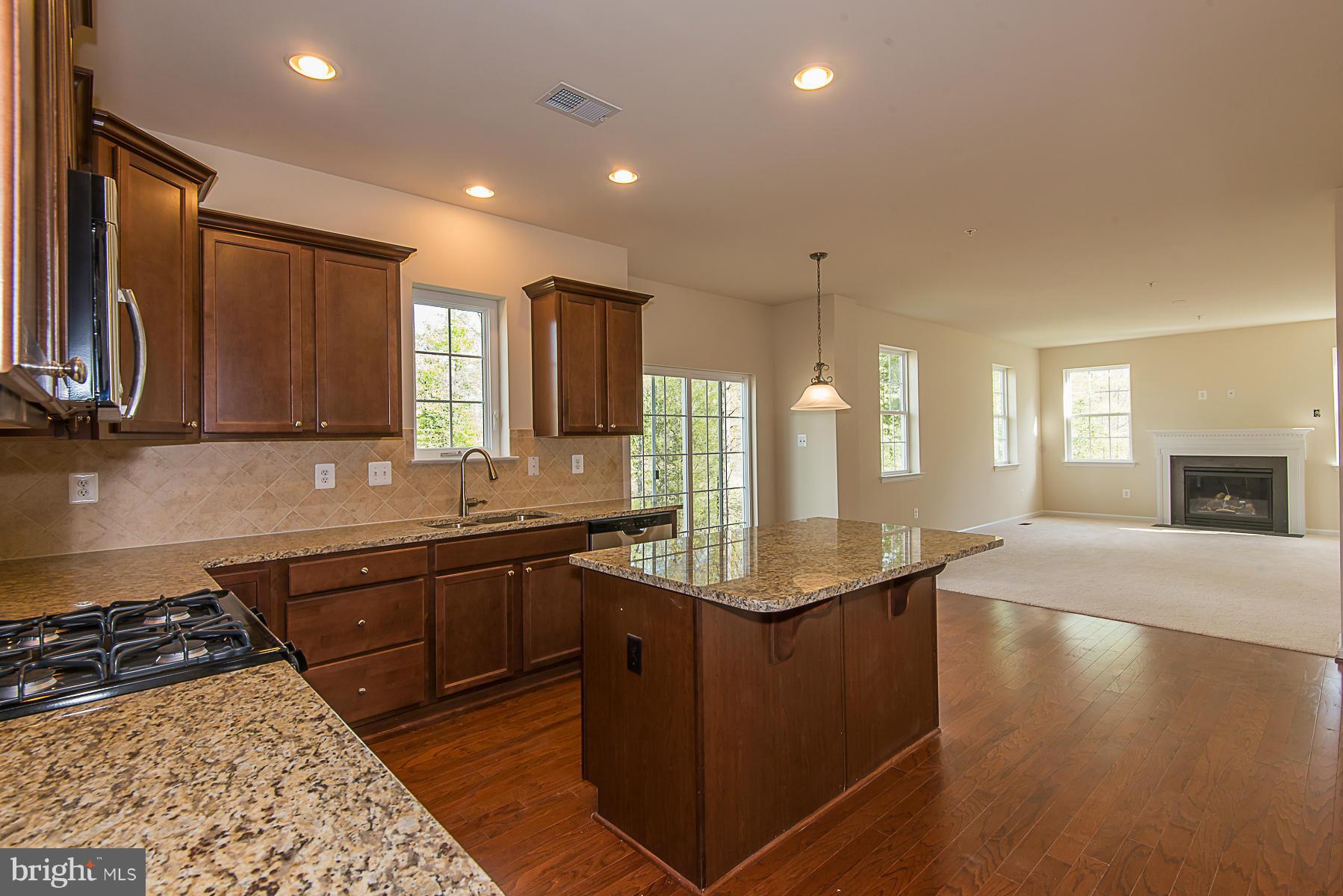 902 Horse Collar Road Accokeek, MD 20607 - Photo 5 of 30 Kitchen