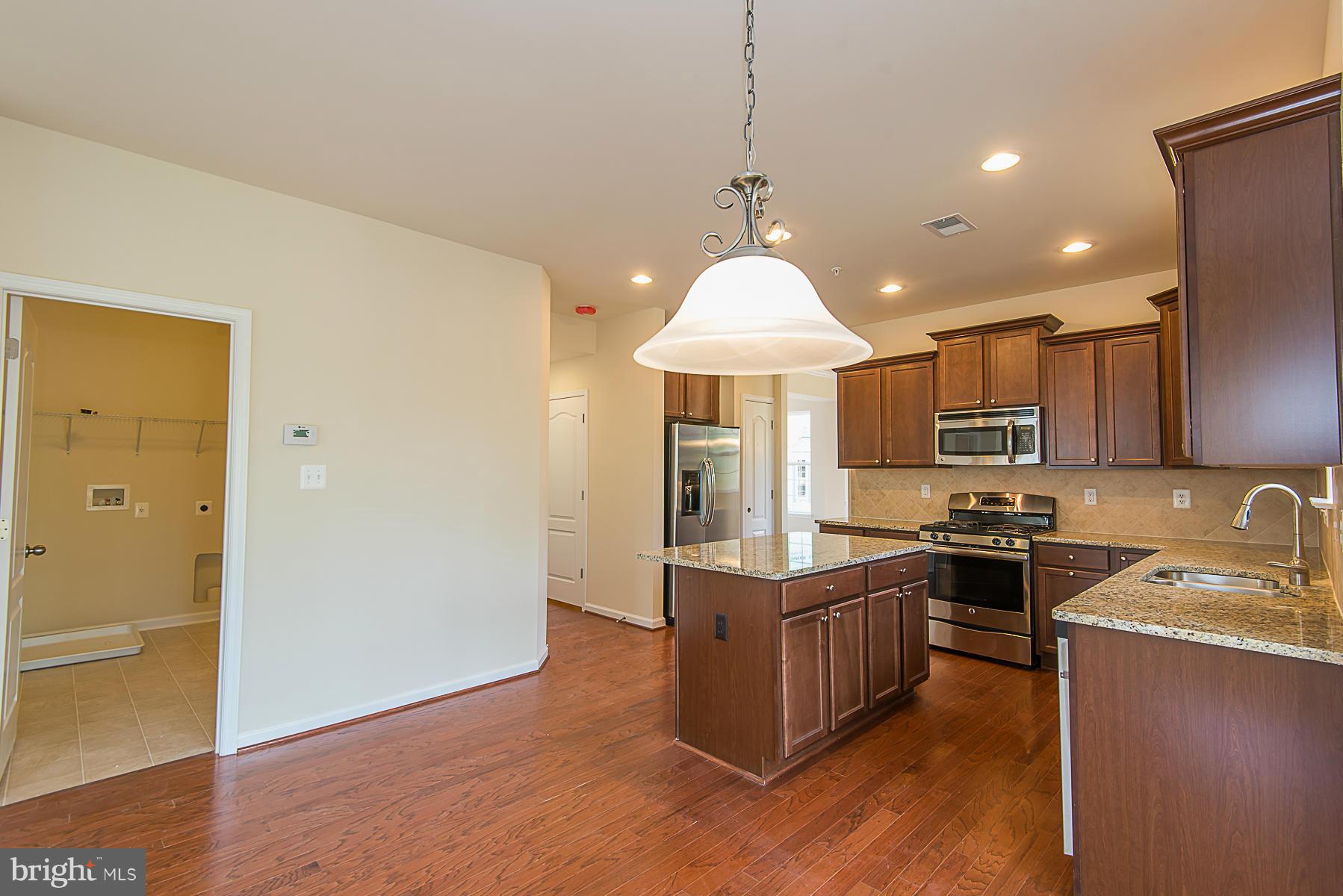 902 Horse Collar Road Accokeek, MD 20607 - Photo 6 of 30 Kitchen