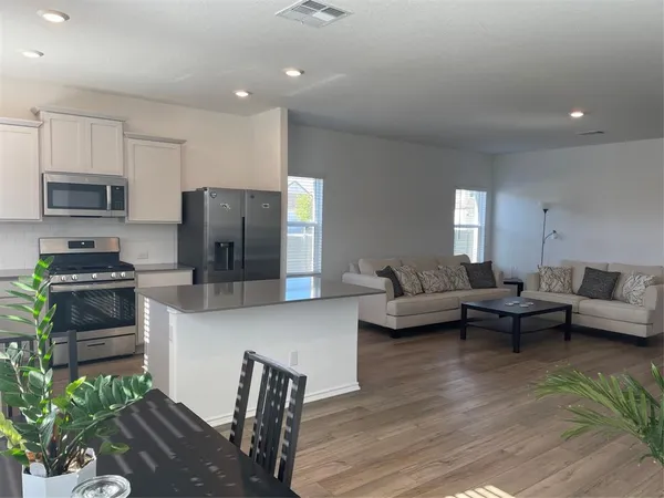 $2,199 | 129 Starflower Cove, Georgetown, TX 78628