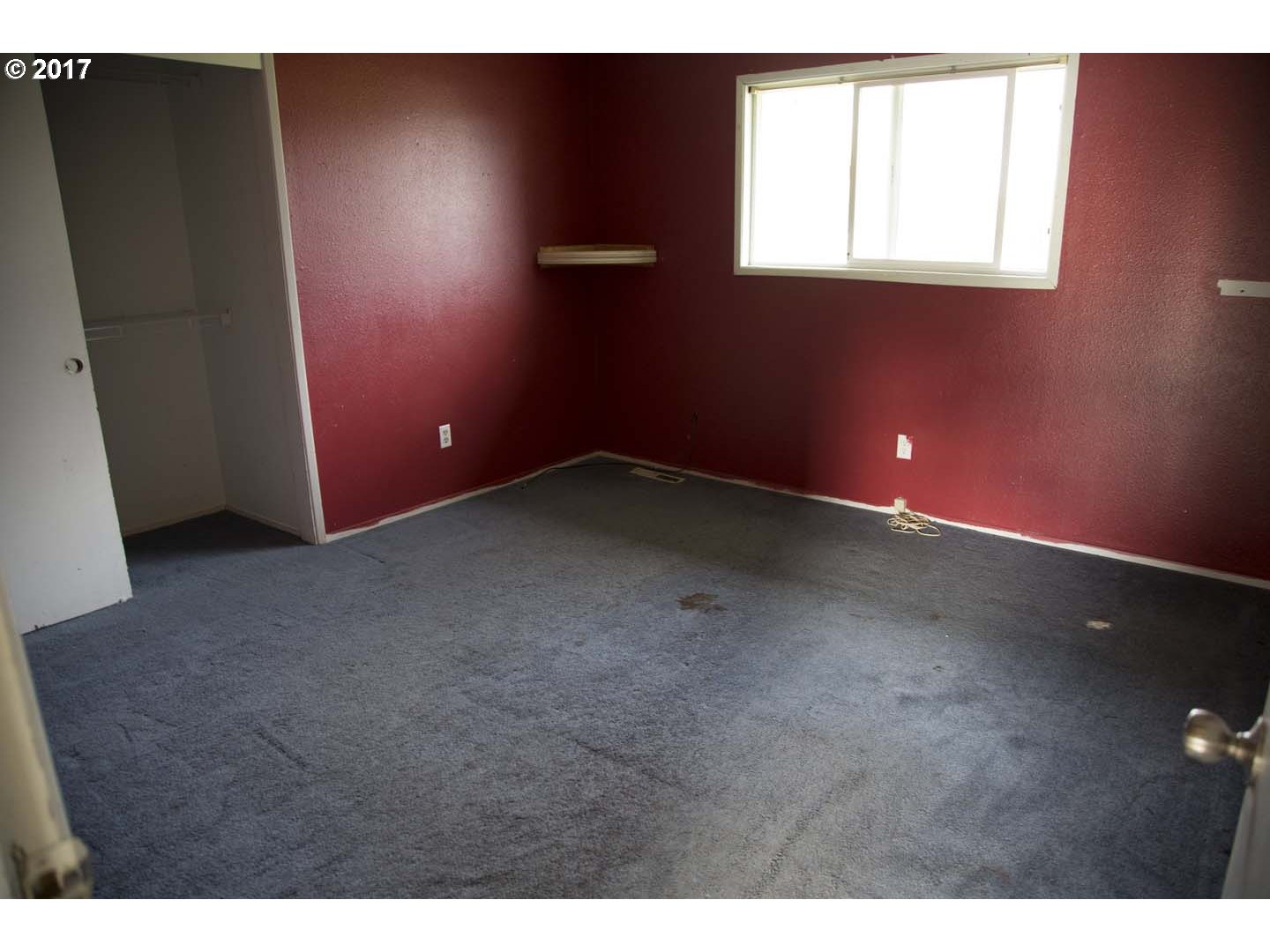 20835 Butteville Road Northeast Donald, OR 97020 - Photo 6 of 14 a view of an empty room with a window
