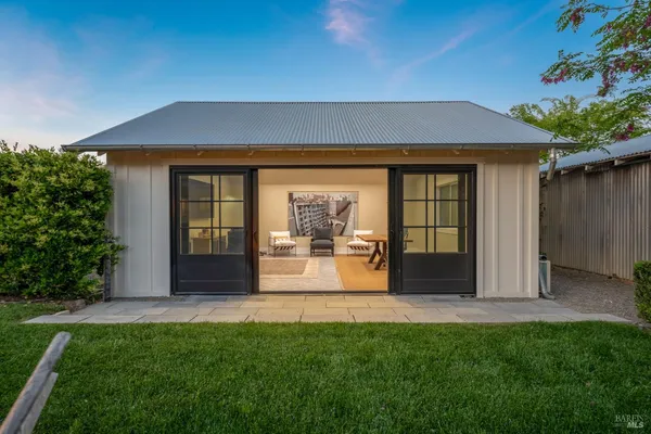 $5,500,000 | 1181 York Lane, St. Helena, CA 94574