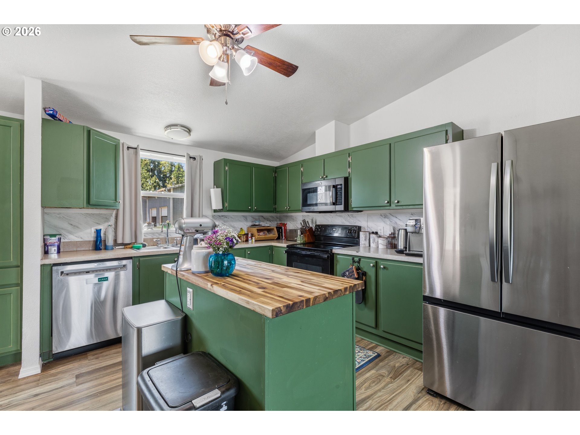 6107 Nonpareil Road Sutherlin, OR 97479 - Photo 8 of 42