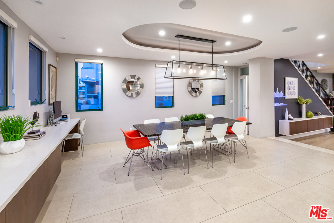 115 Spinnaker Court Marina del Rey, CA 90292 - Photo 12 of 40