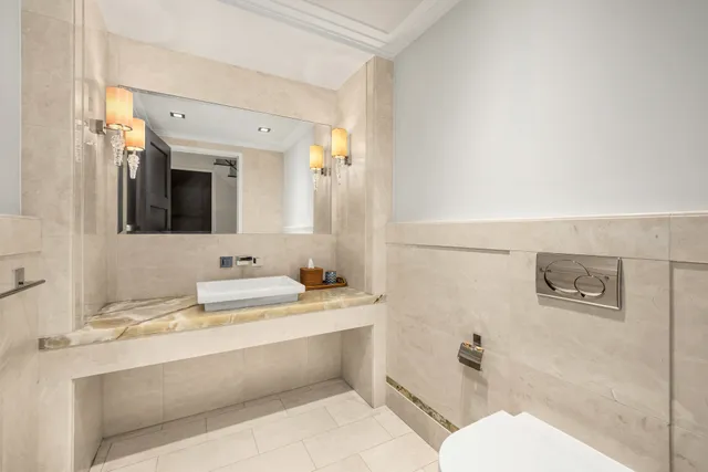 $6,980,000 | 985 Park Avenue, Unit 12/13 | Upper East Side