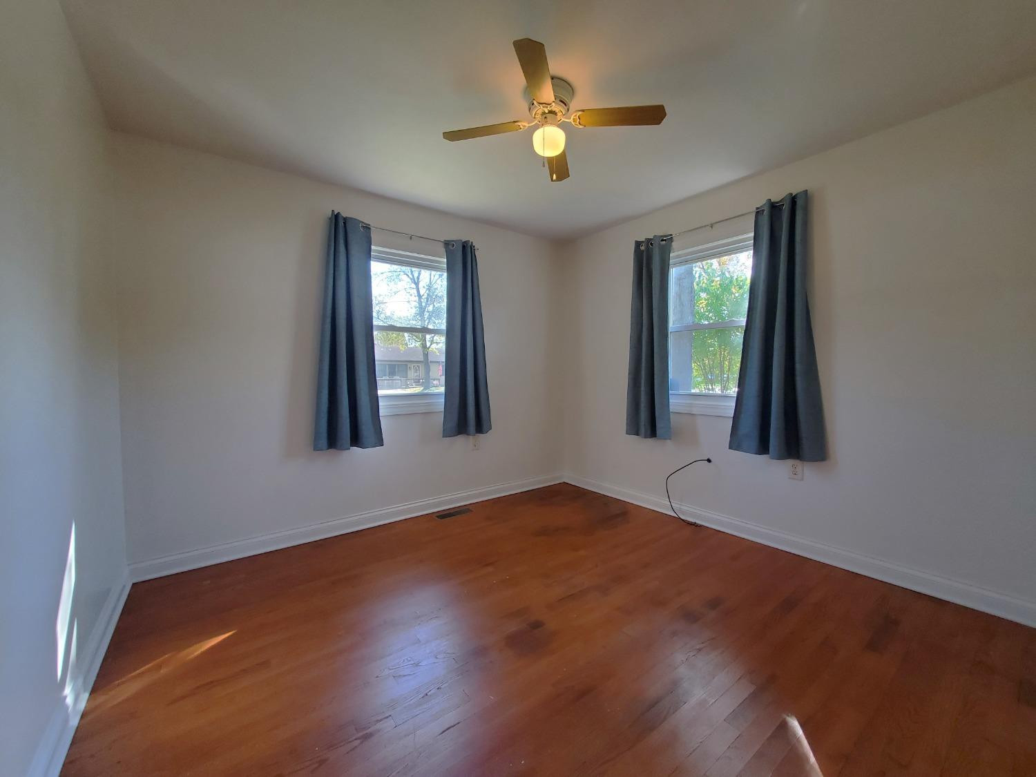 722 Fremont Road Valparaiso, IN 46385 - Photo 12 of 17 a view of an empty room with a window